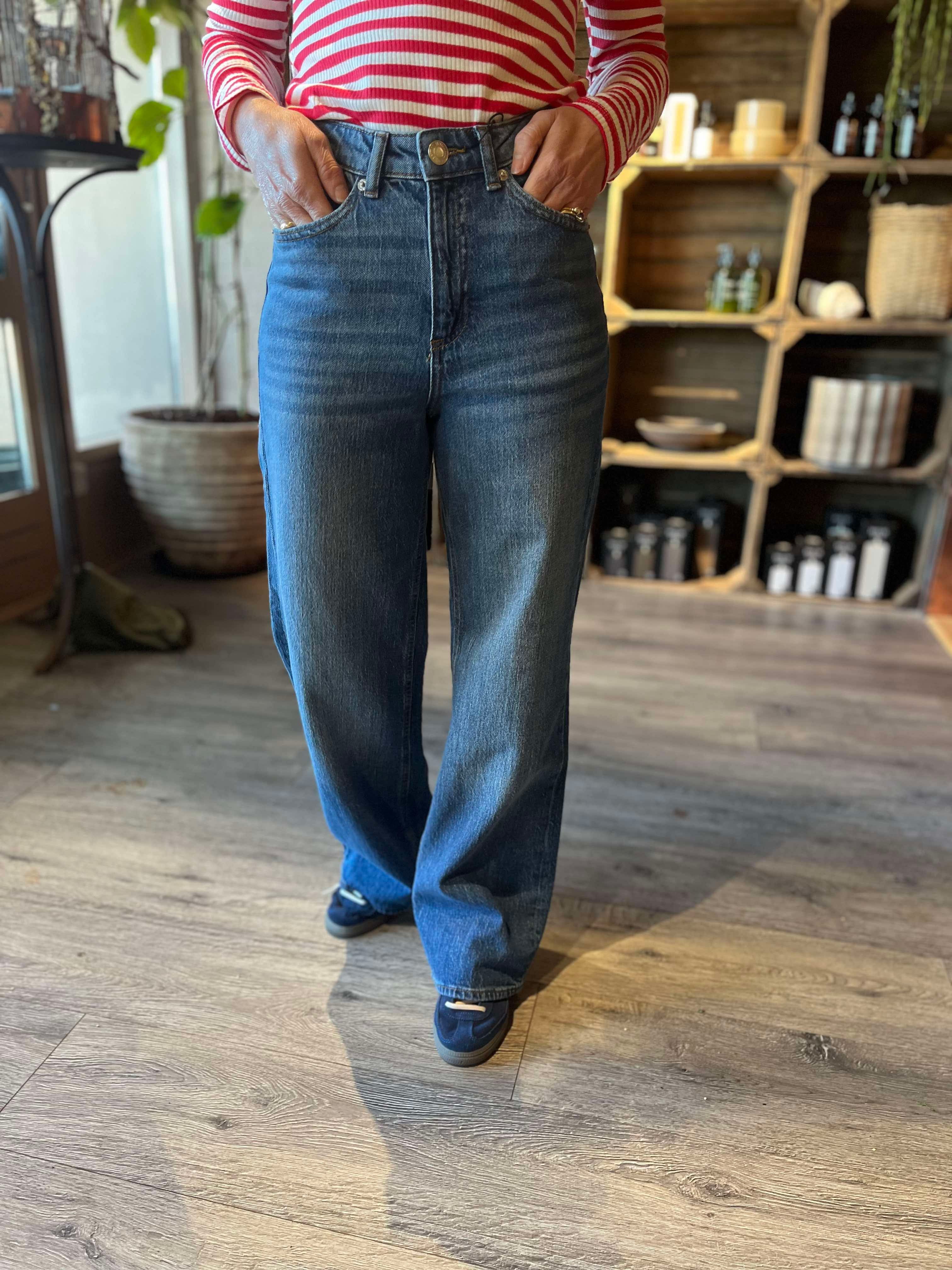 VMTESSA HR WIDE Jeans - Medium Blue Denim